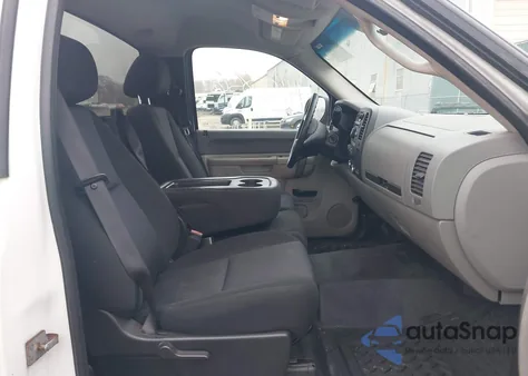 2010 Chevrolet Silverado 1500 Work Truck z USA, uszkodzony, nr VIN 1GCPCPEX8AZ170835